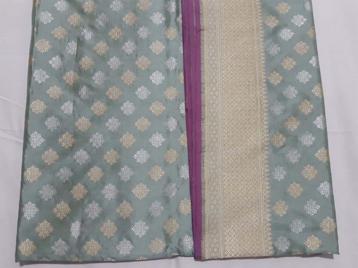 Banarasi Silk Sea Green Jangla Kadhua Saree - Image 3