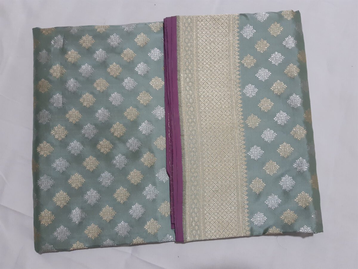 Banarasi Silk Sea Green Jangla Kadhua Saree - Image 4