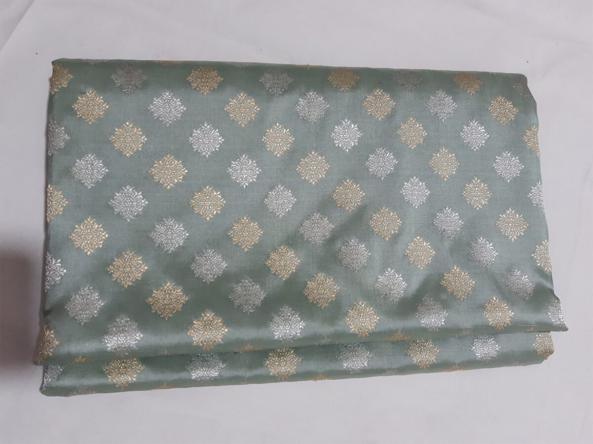 Banarasi Silk Sea Green Jangla Kadhua Saree - Image 2
