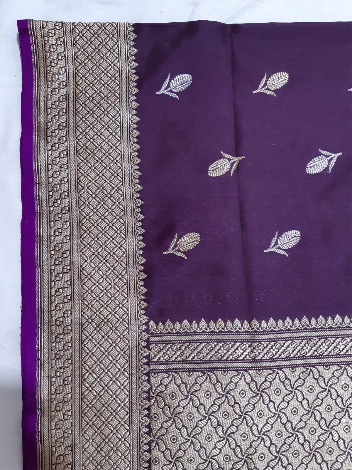 Banarasi Silk Voilet Buta Dupatta - Image 3